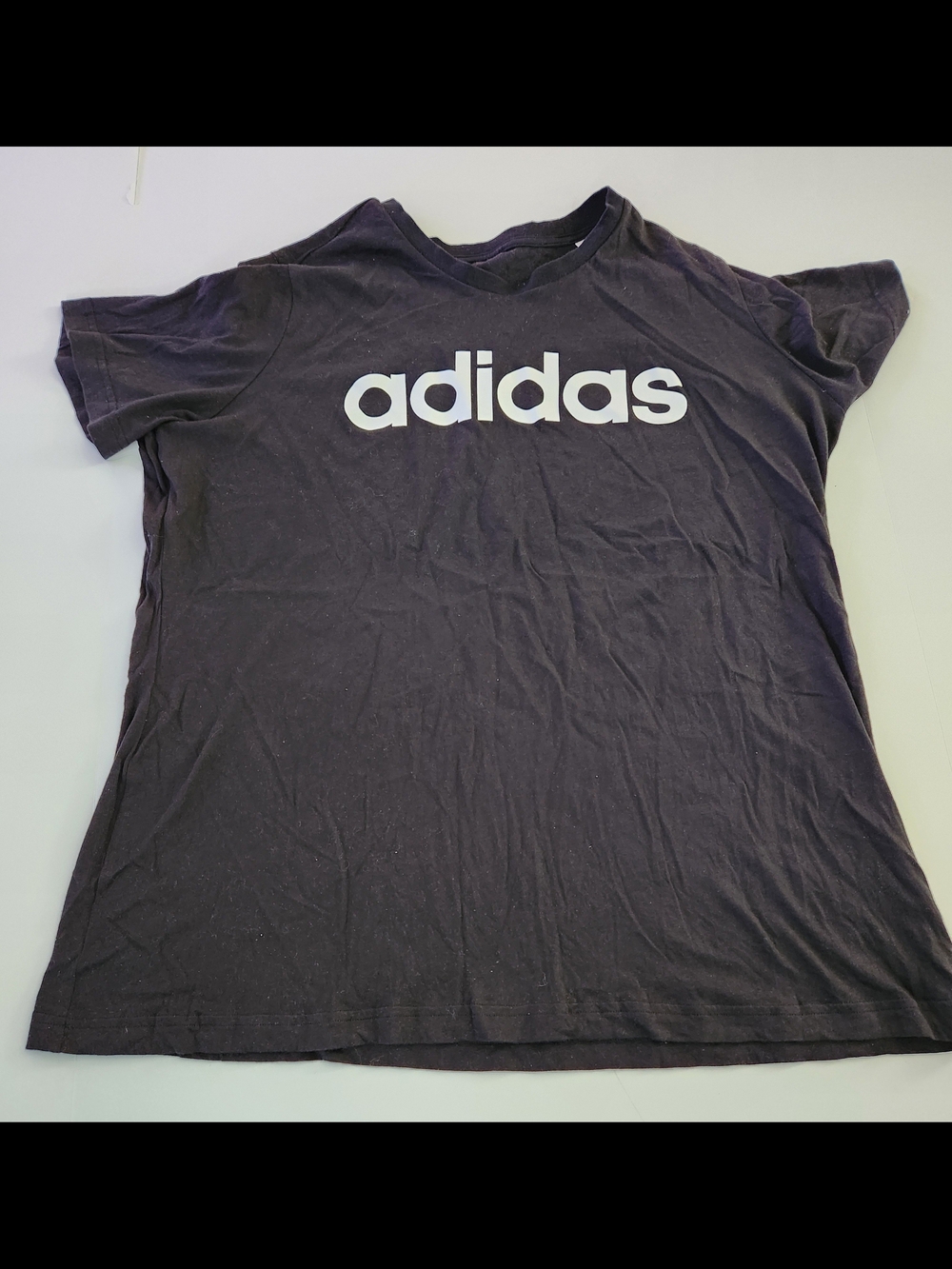 adidas Ladies Size Xl Classic Fit Black Graphic Logo Short Sleeve Tee